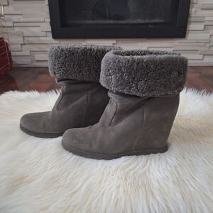 UGG Australia Kyra Suede Women Boots Heels Wedges 1009318 Grey Size 9.5 Uggs